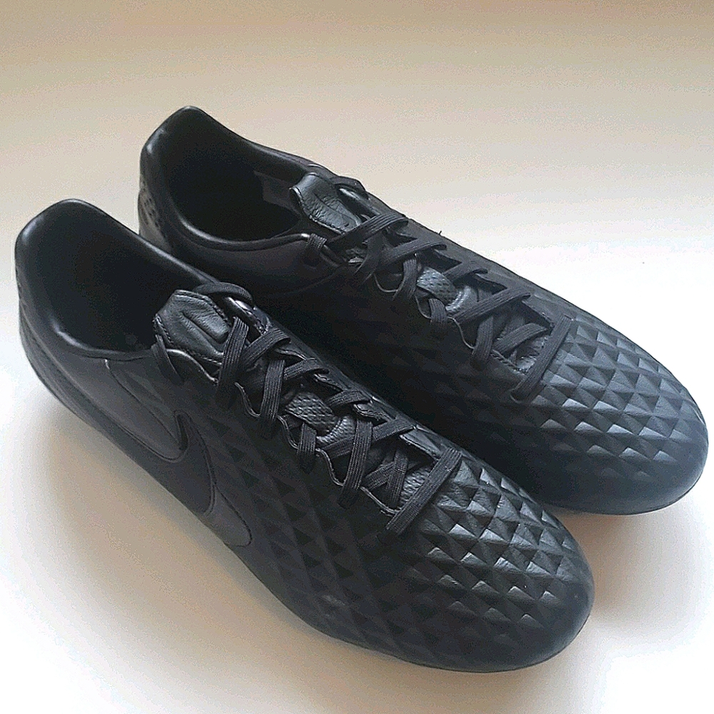 Nike Tiempo Legend 8 PRO